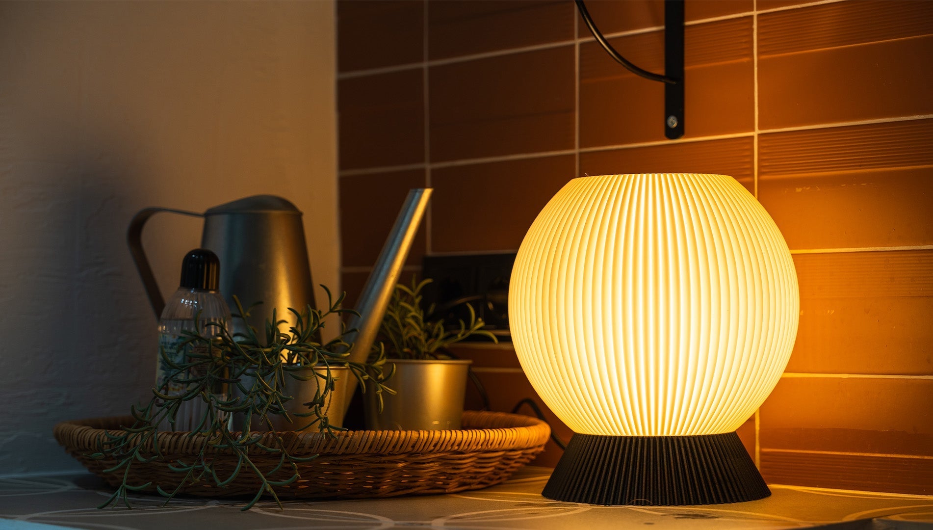 Masa Lambası Seçerken Dikkat Etmeniz Gereken 5 Tasarım Detayı